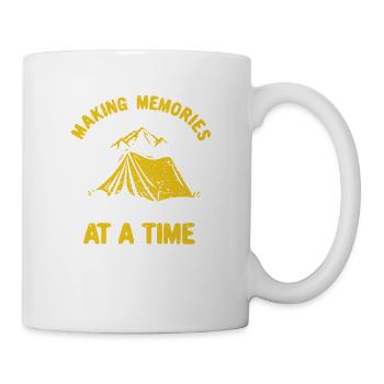 Erinnerungen schaffen - ein Campingplatz nach dem - Tasse - Weiß - Rechts