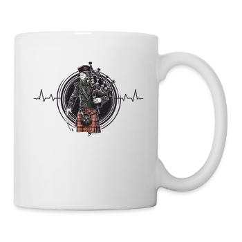 Bagpiper Scottish bagpipe heartbeat - Mug - white - Right