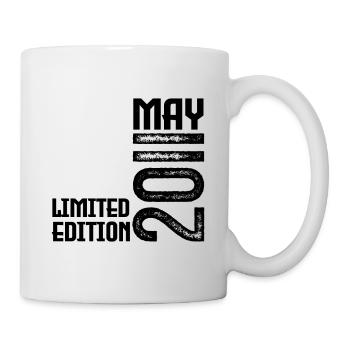 Cadeau may 2011. anniversary may 2011. Mai 2011. - Mug blanc - blanc - Droite
