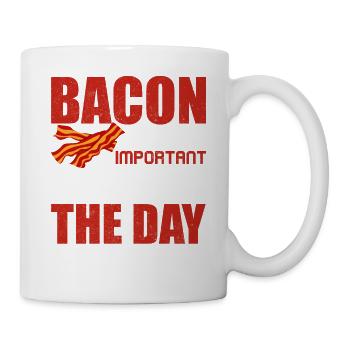 Speck ist das wichtigste Fleisch des Tages - Tasse - Weiß - Rechts