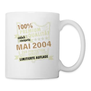 19. Geburtstag Mai Jahrgang 2004 Geschenkidee - Tasse - Weiß - Rechts