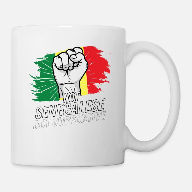 Pas sénégalais mais soutien au drapeau du Sénégal - Mug blanc - blanc