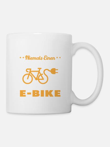 Einen alten Mann mit einem E-Bike - Tasse - Weiß