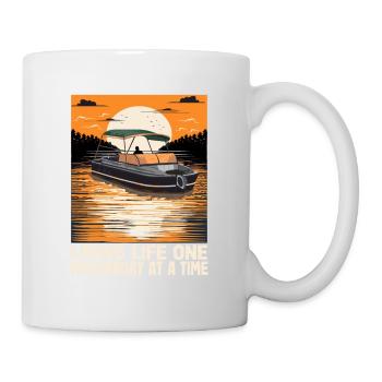 Boating Pontoon Captain Living Life One Motorboat - Tasse - Weiß - Rechts