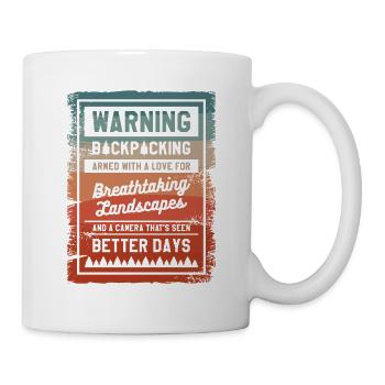 Warnung Backpacking bewaffnet mit einer Liebe zu - Tasse - Weiß - Rechts