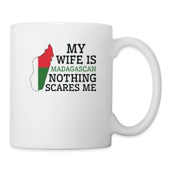 Rien ne me fait peur Ma femme est malgache - Mug blanc - blanc - Droite