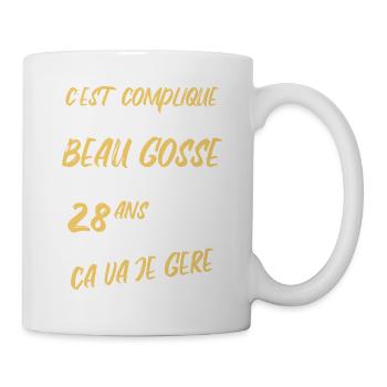Cadeau D'anniversaire Beau gosse et d'avoir 28 ans - Mug blanc - blanc - Droite