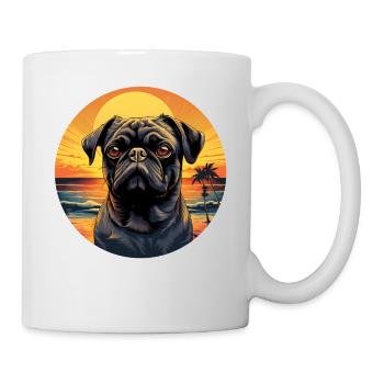 Carlin mignon sur la plage au coucher du soleil - Mug blanc - blanc - Droite
