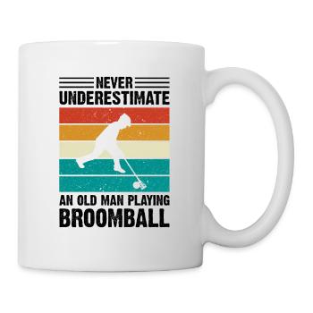 Never Underestimate An Old Man Playing Broomball - Tasse - Weiß - Rechts