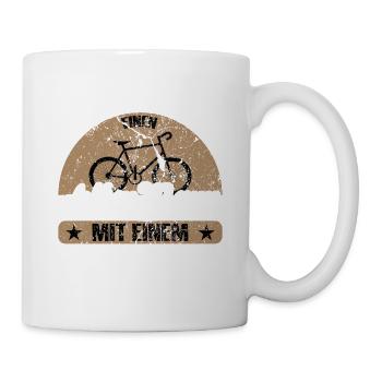 Unterschätze niemals einen alten Mann mit Fahrrad - Tasse - Weiß - Rechts