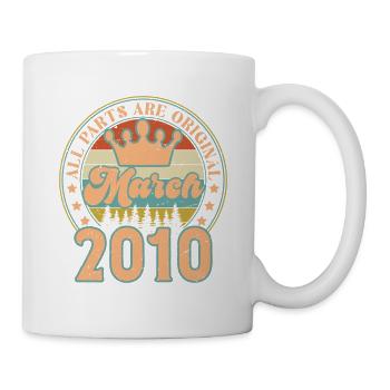 Mars 2010. Cadeau d’anniversaire mars 2010. March. - Mug blanc - blanc - Droite
