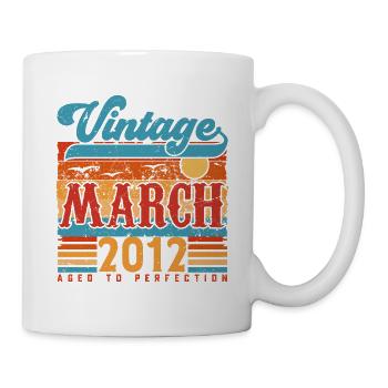 Mars 2012, Cadeau Anniversaire Vintage Mars 2012. - Mug blanc - blanc - Droite