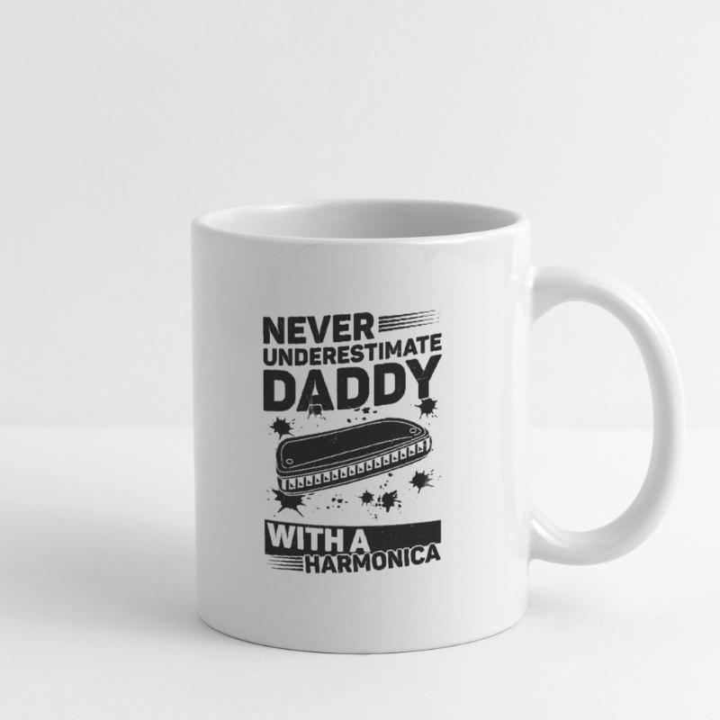 Never Underestimate Daddy With A Harmonica Tasse