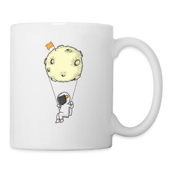 Astronaut with parachute moon - Mug - white - Right