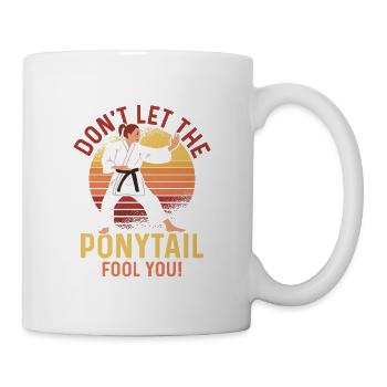 Ne vous laissez pas tromper par la queue de cheval ! Karaté Femme - Mug blanc - blanc - Droite