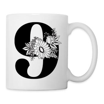Nummer 9 Schwarze Blumen -9. Geburtstag Blumen - Tasse - Weiß - Rechts