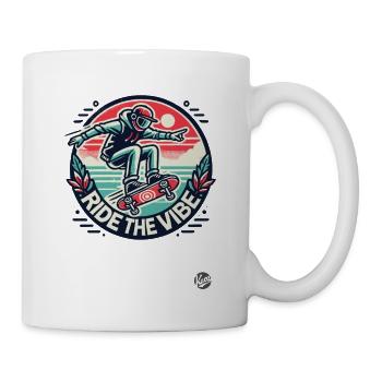 Cooler Vibe beim Skateboard fahrenden Skateboarder - Tasse - Weiß - Rechts