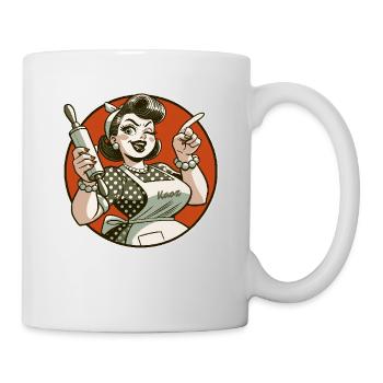 Hausfrau mit Nudelholz zeigt mit dem Finger - Tasse - Weiß - Rechts