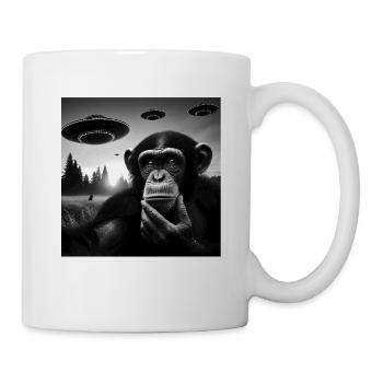 Chimp Monkey Ape Funny Selfie with UFOs Weird Alie - Tasse - Weiß - Rechts