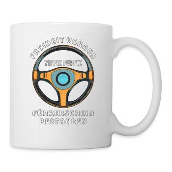 STEERING WHEEL FREEDOM AHEAD DRIVER'S LICENSE PASSED - Mug - white - Right