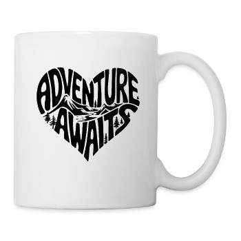 L’aventure attend la silhouette en forme de cœur avec des montagnes - Mug blanc - blanc - Droite