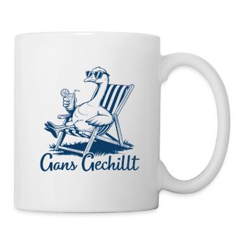 Gans Gechillt - Coole Gans im Liegestuhl - Tasse - Weiß - Rechts