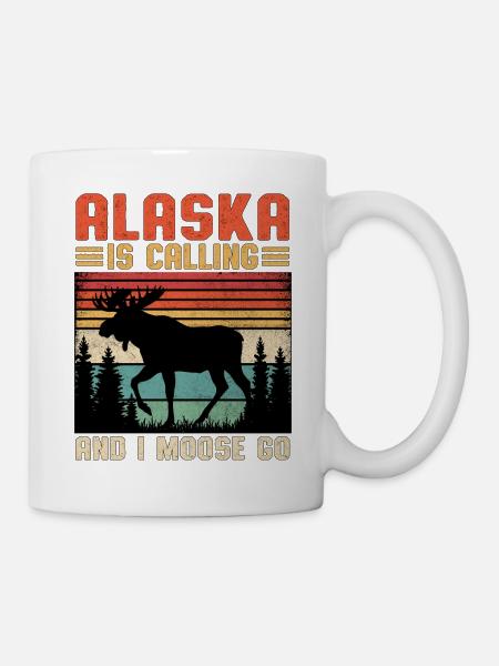 Alaska Ruft: Elch auf Wanderschaft - Tasse - Weiß