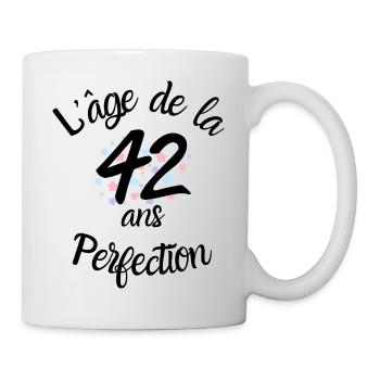 42 years old, the age of perfection - Mug - white - Right