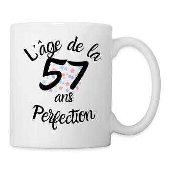 57 ans, l'âge de la perfection - Mug blanc - blanc - Droite