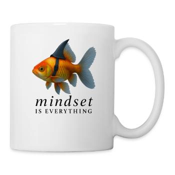 Mindset Goldfisch mit Helm, Motivationsspruch - Tasse - Weiß - Rechts