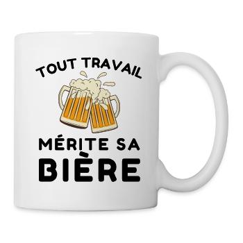 Jeder Job verdient sein Bier - Tasse - Weiß - Rechts