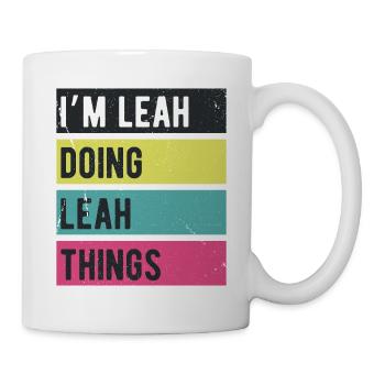 Je suis Leah qui fait des couleurs rétro de Leah Things - Mug blanc - blanc - Droite