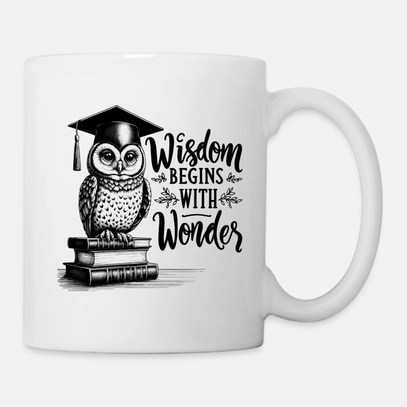Weisheit beginnt mit Staunen - Tasse - Weiß