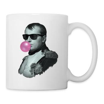 Napoleon with chewing gum and sunglasses - Mug - white - Right