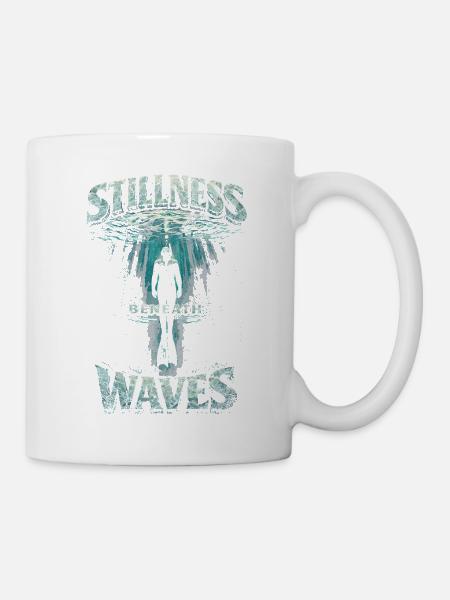 Apnoetauchen Freitauchen Stillness Beneath Waves - Tasse - Weiß