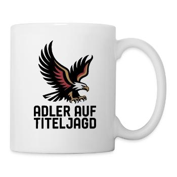 Stolzer Deutscher Adler auf Titeljagd Fußball Fan  - Tasse - Weiß - Rechts