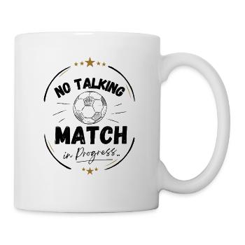 Match de T-shirt de football hommes et femmes en cours - Mug blanc - blanc - Droite