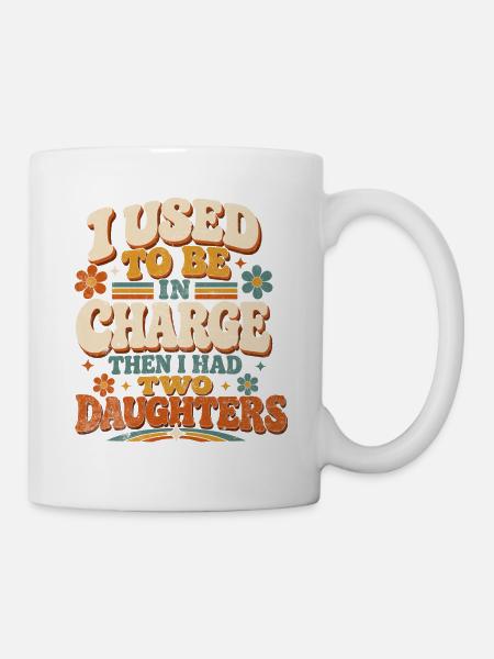 Vater mit zwei Töchtern – früher Chef - Tasse - Weiß