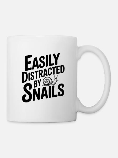 Leicht von Schnecken abgelenkt - Tasse - Weiß