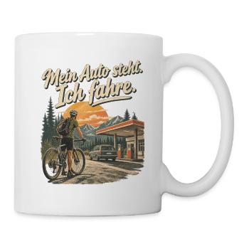 Mein Auto steht, ich fahre – Vintage Roadtrip - Tasse - Weiß - Rechts