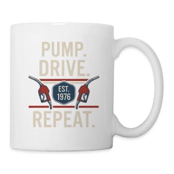 Pump Drive Repeat Vintage Zapfpistole Fuel - Tasse - Weiß - Rechts