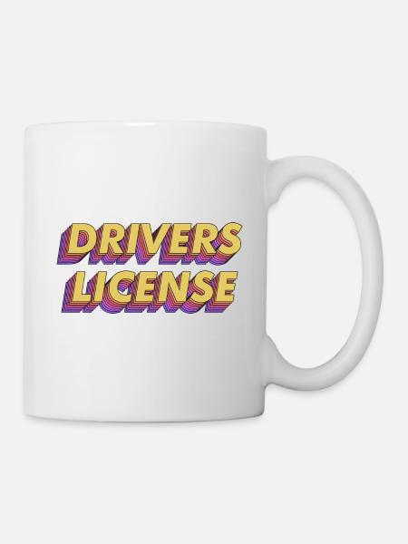 Fahrer lizenzierte Olivia Rodrigo - Tasse - Weiß