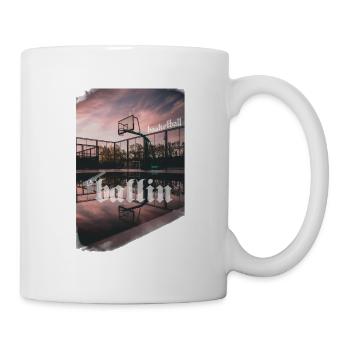 T-shirt de basket, ballin. Terrain de basket design. - Mug blanc - blanc - Droite