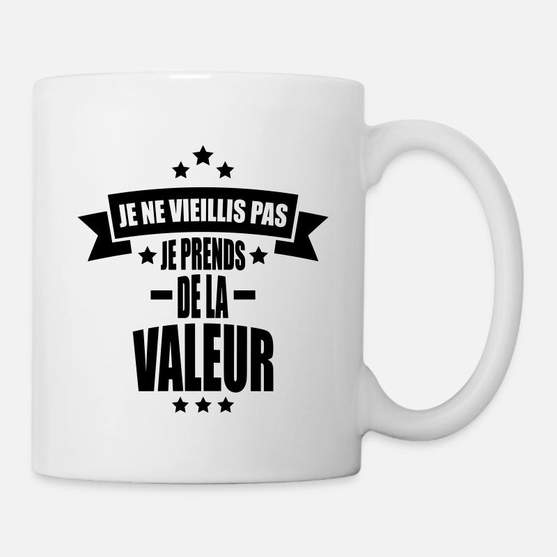 je ne vieillis pas je prends de la valeur - Mug blanc - blanc