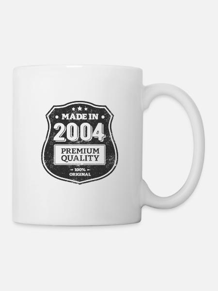 HERGESTELLT 2004 - Tasse - Weiß
