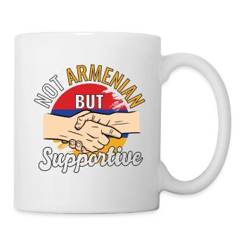 Pas arménien mais favorable aux voyages dans le pays - Mug blanc - blanc - Droite