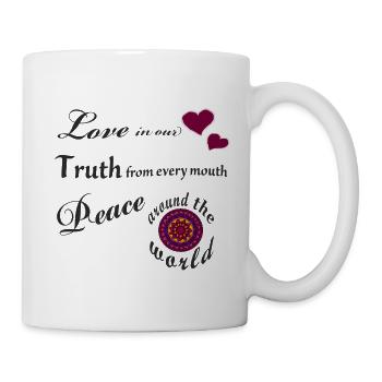Spiritueller Spruch – Love in Our Hearts Mantra - Tasse - Weiß - Rechts