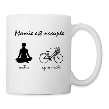 Mamie est occupée, activité yoga et sortie vélo - Mug blanc - blanc - Droite