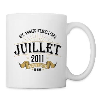 11 Ans Anniversaire Vintage Né(e) en Juillet 2011 - Mug blanc - blanc - Droite
