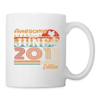 June 2011 Retro Vintage Juni 2011 birthday - Mug - white - Right